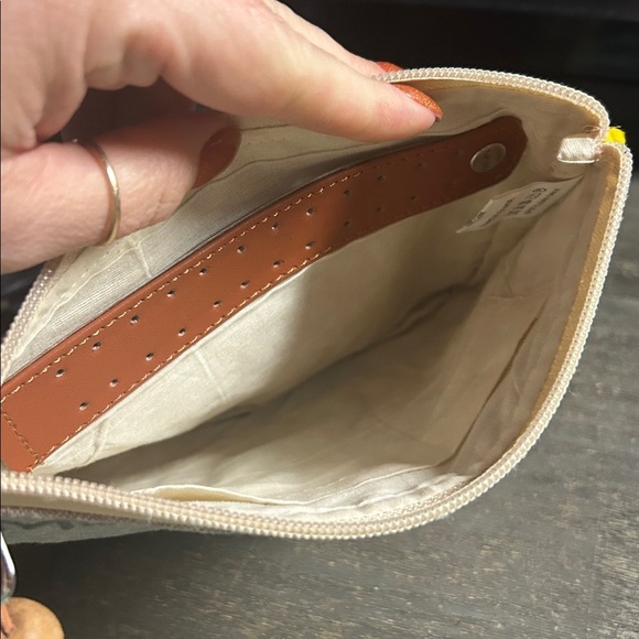 Embroidered Mississippi Pouch with Bird Design - Picture 3 of 4